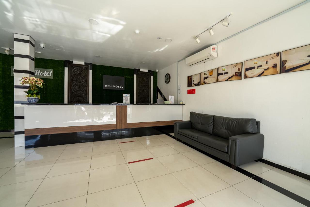 Mary J Hotel Family 10 Pax Room Kota Bahru Luaran gambar